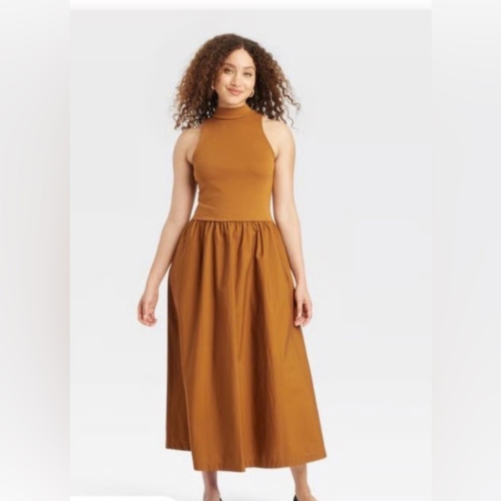 Sleeveless Brown Dress